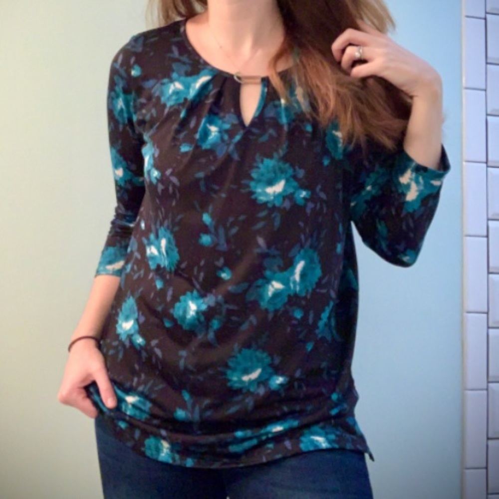 89th and Madison blue and black floral top